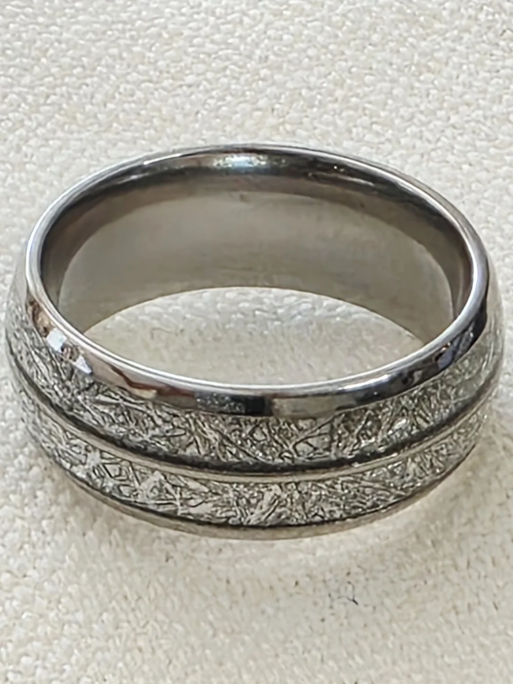 Chunky Etched Inlay Band Ring Minimalist Unisex Smooth Comfort Fit Size 8.5